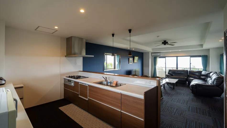 Stay Like a Local: Adult Hideaway Hotel & Condominium with Ocean View on a Hill in Onna Village - Tsuchibana Tsuchibana