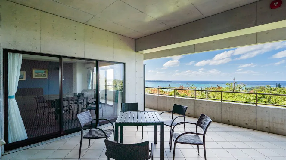 Stay Like a Local: Adult Hideaway Hotel & Condominium with Ocean View on a Hill in Onna Village - Tsuchibana Tsuchibana