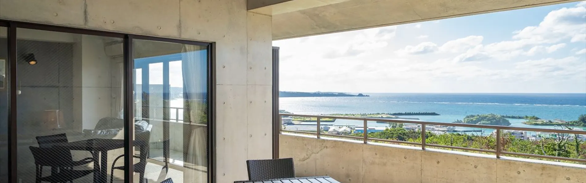 暮らすように泊まる 恩納村の海の見える丘に立つ大人の隠れ家 ホテル コンドミニアム 土花土花