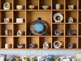 コンドミニアム風のテラス土花土花（どかどか）