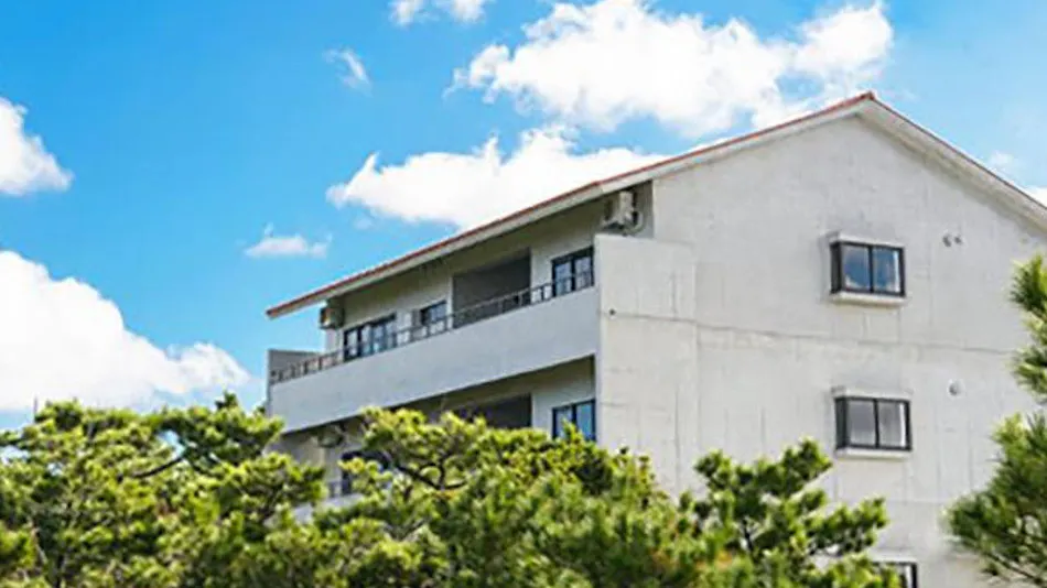 Stay Like a Local: Adult Hideaway Hotel & Condominium with Ocean View on a Hill in Onna Village - Tsuchibana Tsuchibana