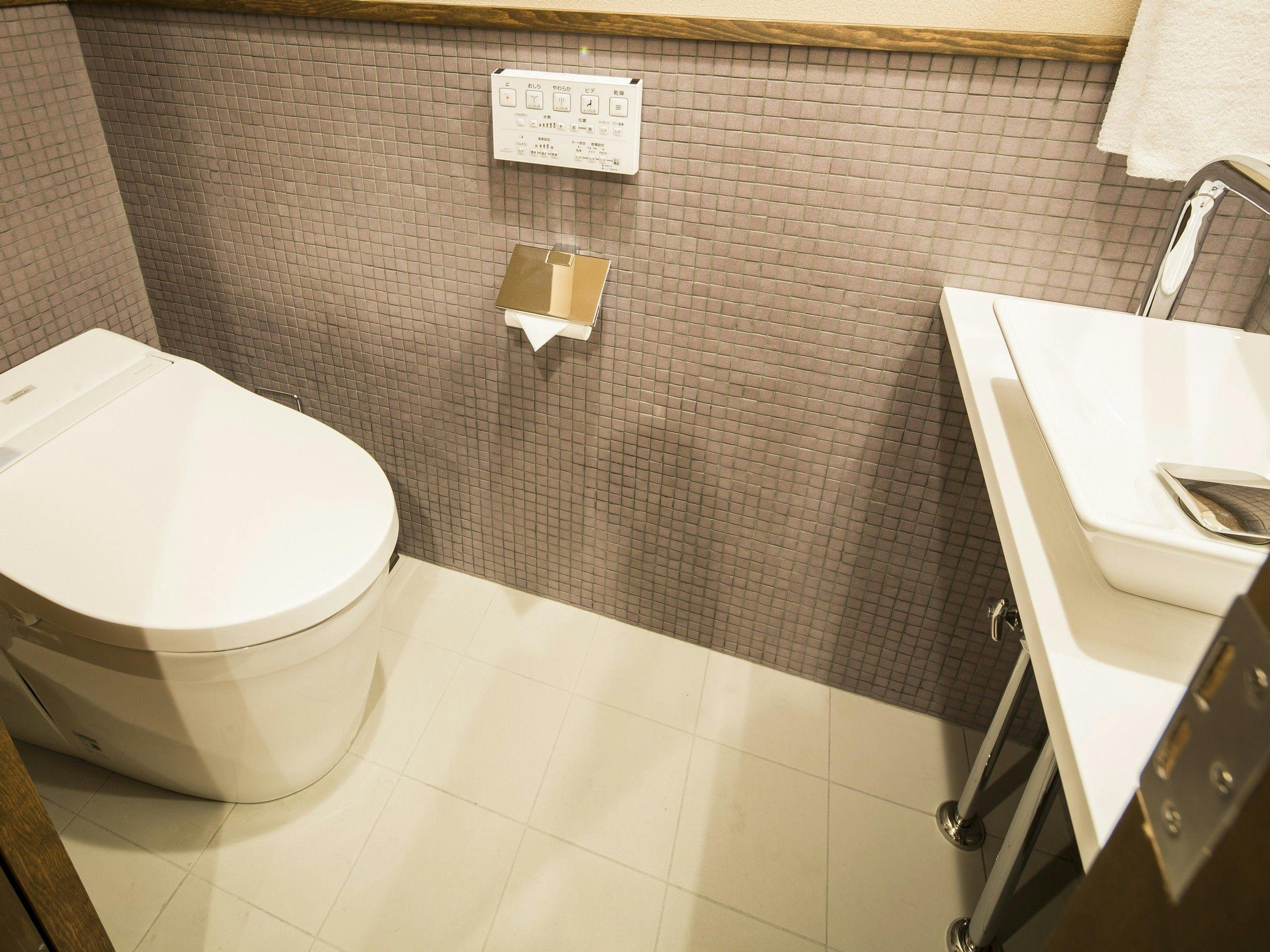 ห้องน้ำ