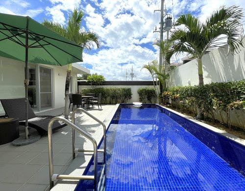 プライベートプール：ORCHID