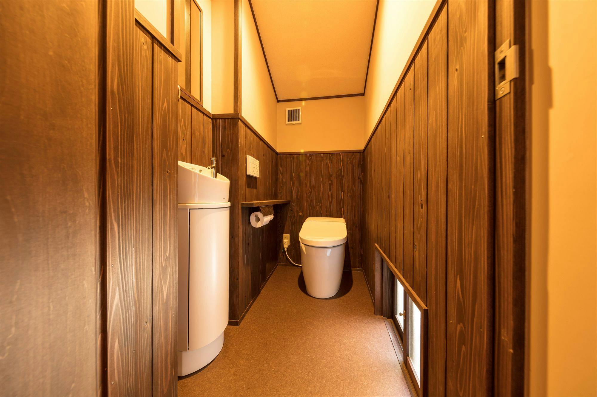 千山庵101　トイレ