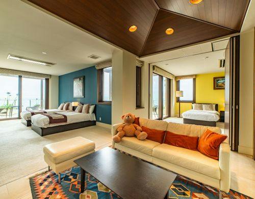 Room103