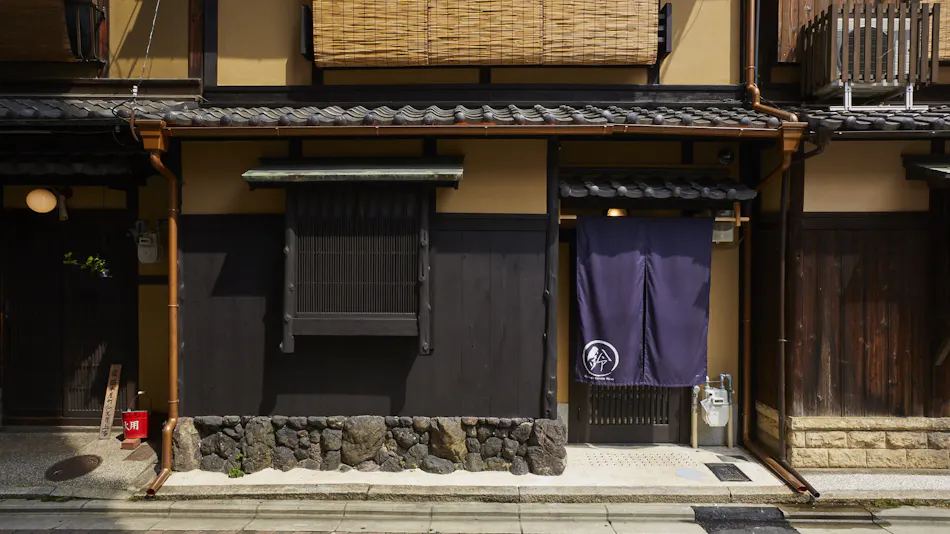 Rinn Shijo Takasegawa