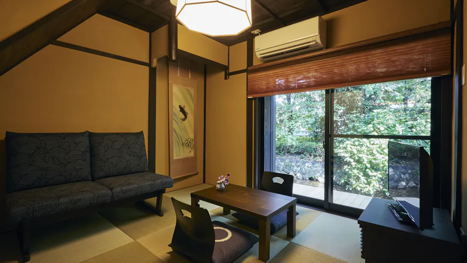 Rinn Shijo Takasegawa