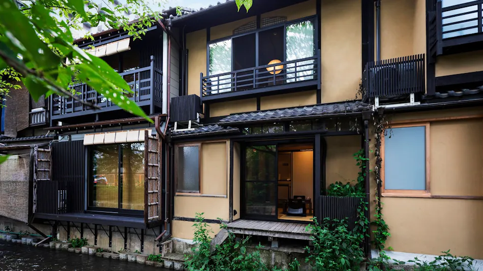 Rinn Shijo Takasegawa