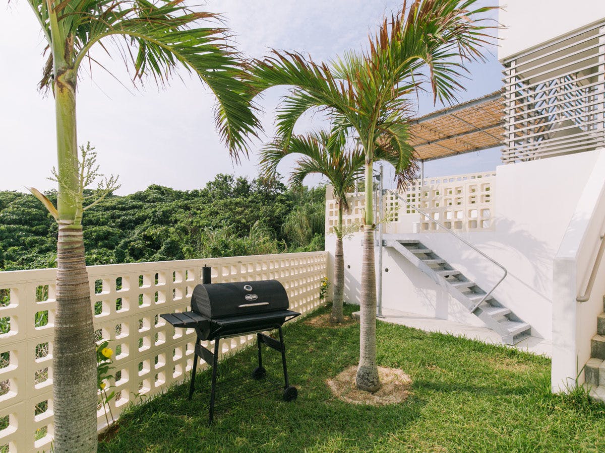 HIDEOUT OKINAWA URUMA