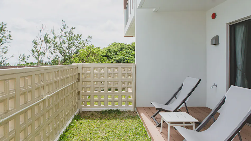 HIDEOUT OKINAWA URUMA