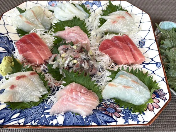 地魚のお造りプラン ― 漁師直送