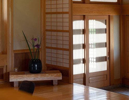 リビング　玄関