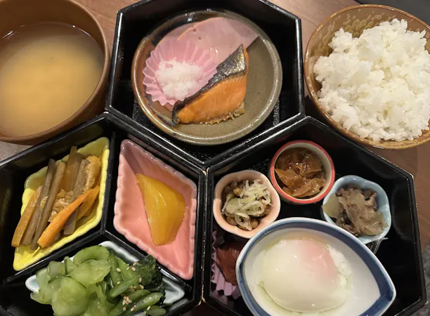 【ご朝食・和食一例】