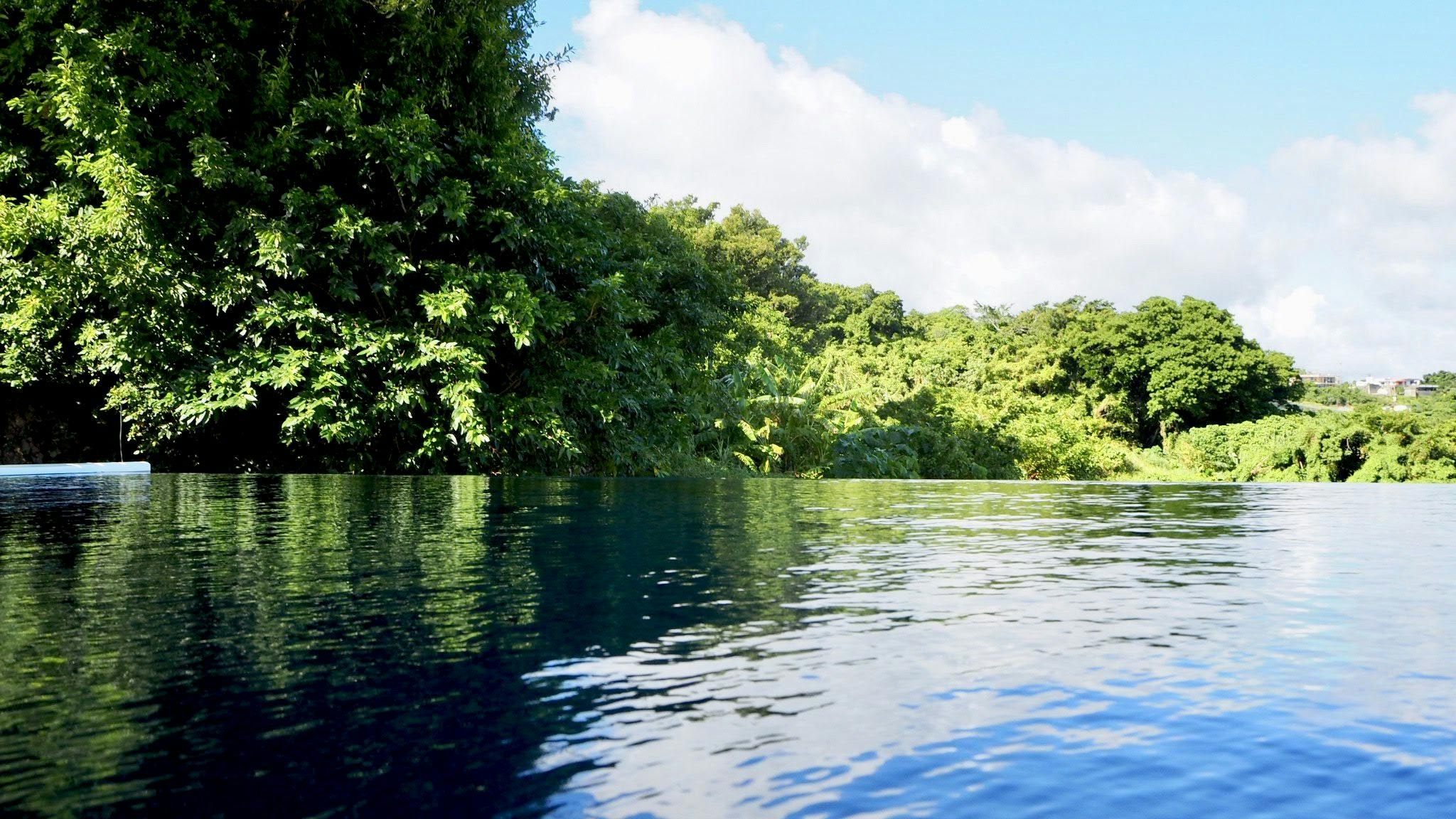 MARINX POOLVILLA NAKANDAKARI