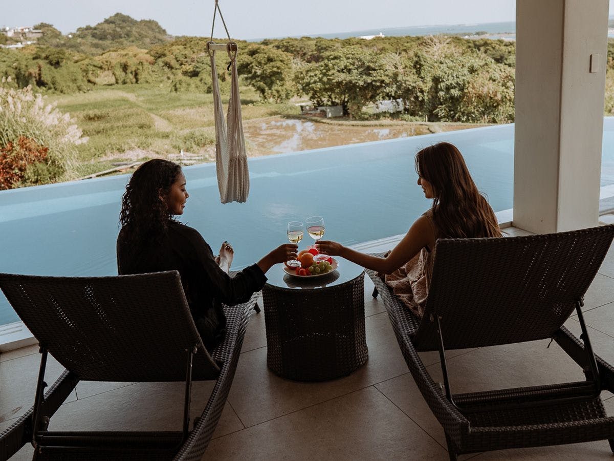MARINX POOLVILLA NAKANDAKARI