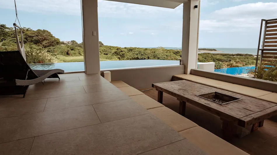 MARINX POOLVILLA NAKANDAKARI