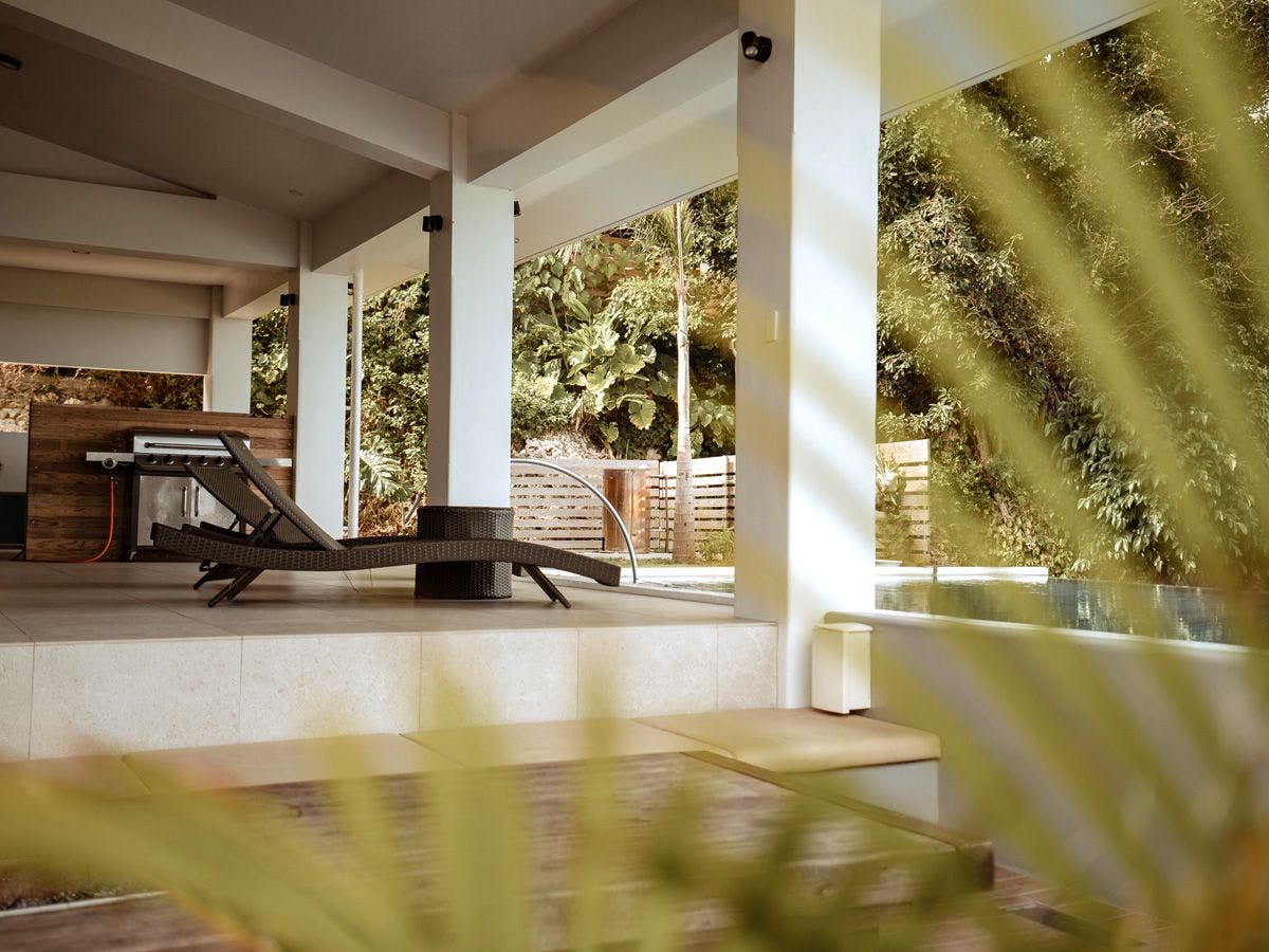 MARINX POOLVILLA NAKANDAKARI