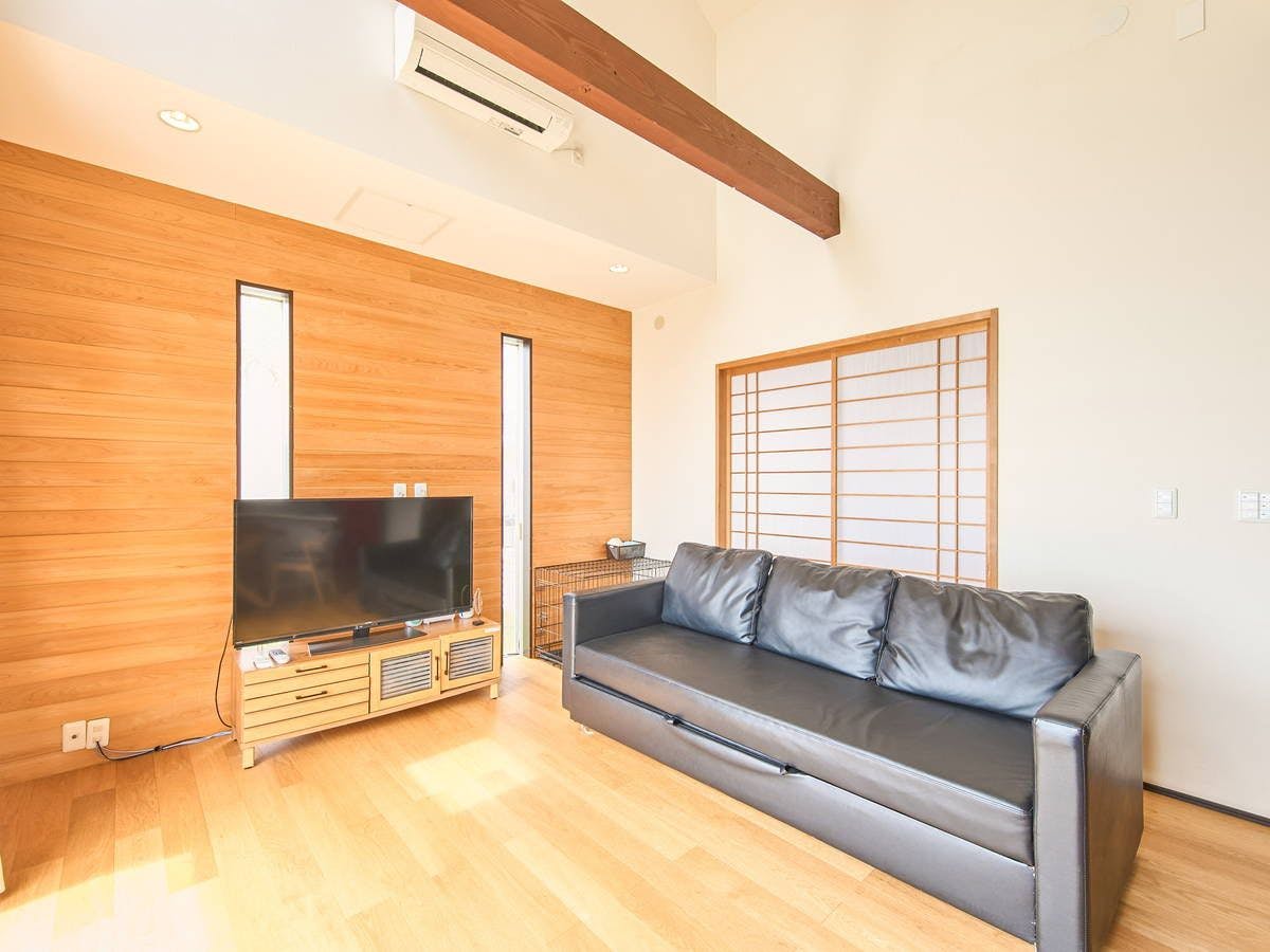 Luana House