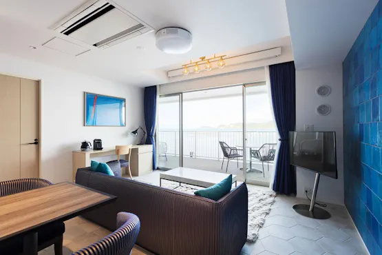 B04 Inamuragasaki roomリビング