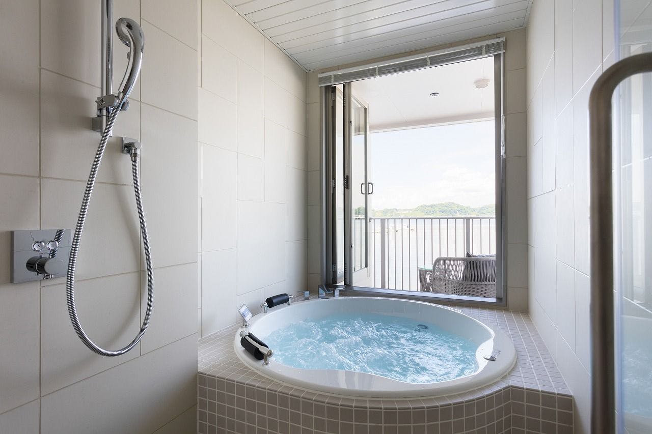 B04 Inamuragasaki room バスルーム