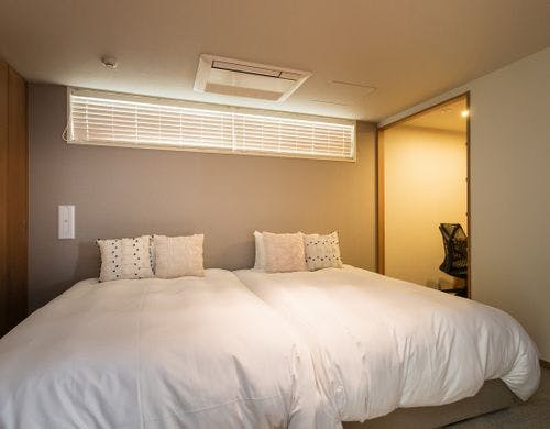 201 Enoshima room ベッドルーム１