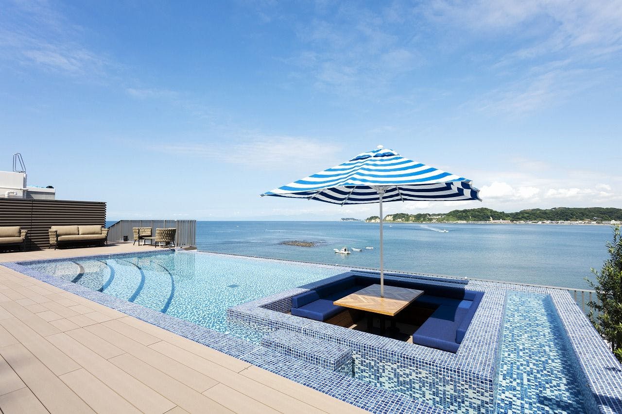 THE HARBOR TERRACE