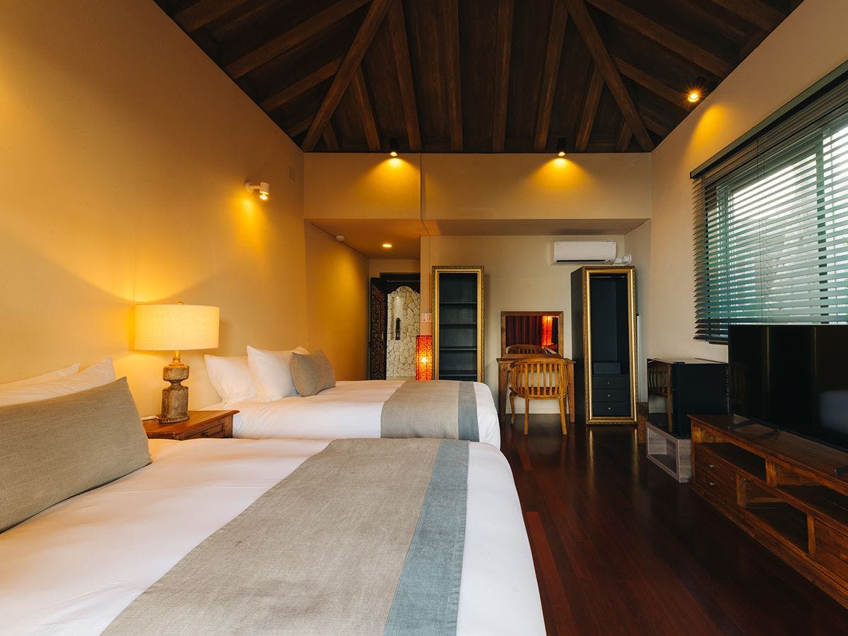 Terdapat 3 kamar tidur.