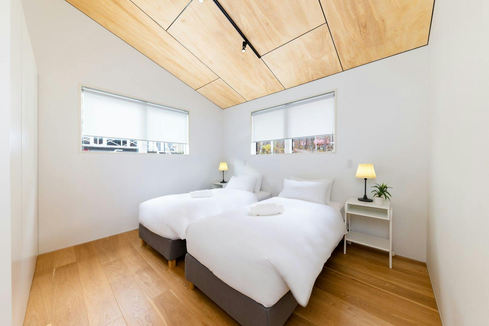 Wadano Hill Chalet by HHG