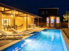 【千葉県九十九里・銚子の高級大型貸別荘・コテージ】moe-luana