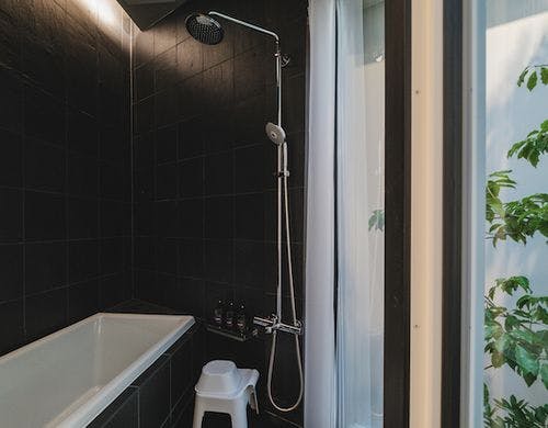 グリーンが眺められるお風呂です