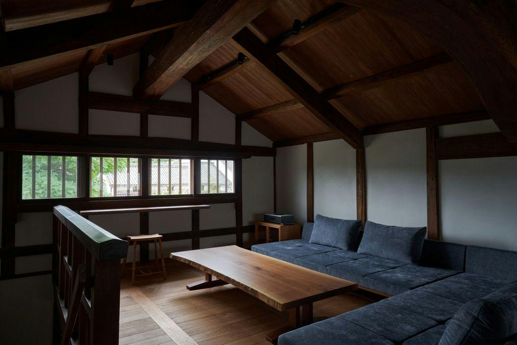 T7 滔々 日本郷土玩具館 蔵の宿