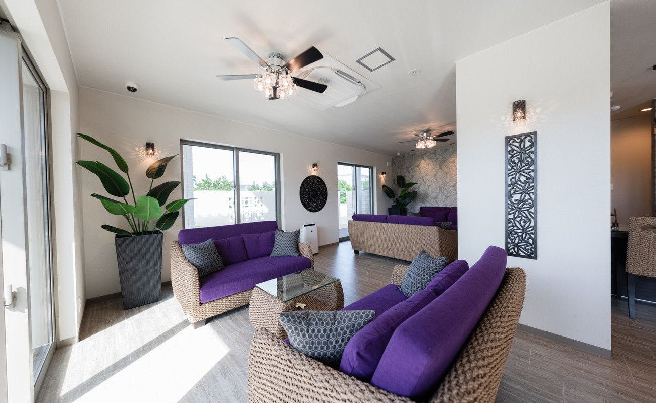 フロント・ロビー