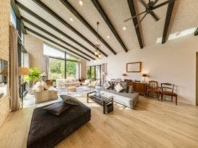 【長野県白馬・小谷エリアの貸別荘・コテージ・ログハウス・コンドミニアム】Hakuba Jolie Maison