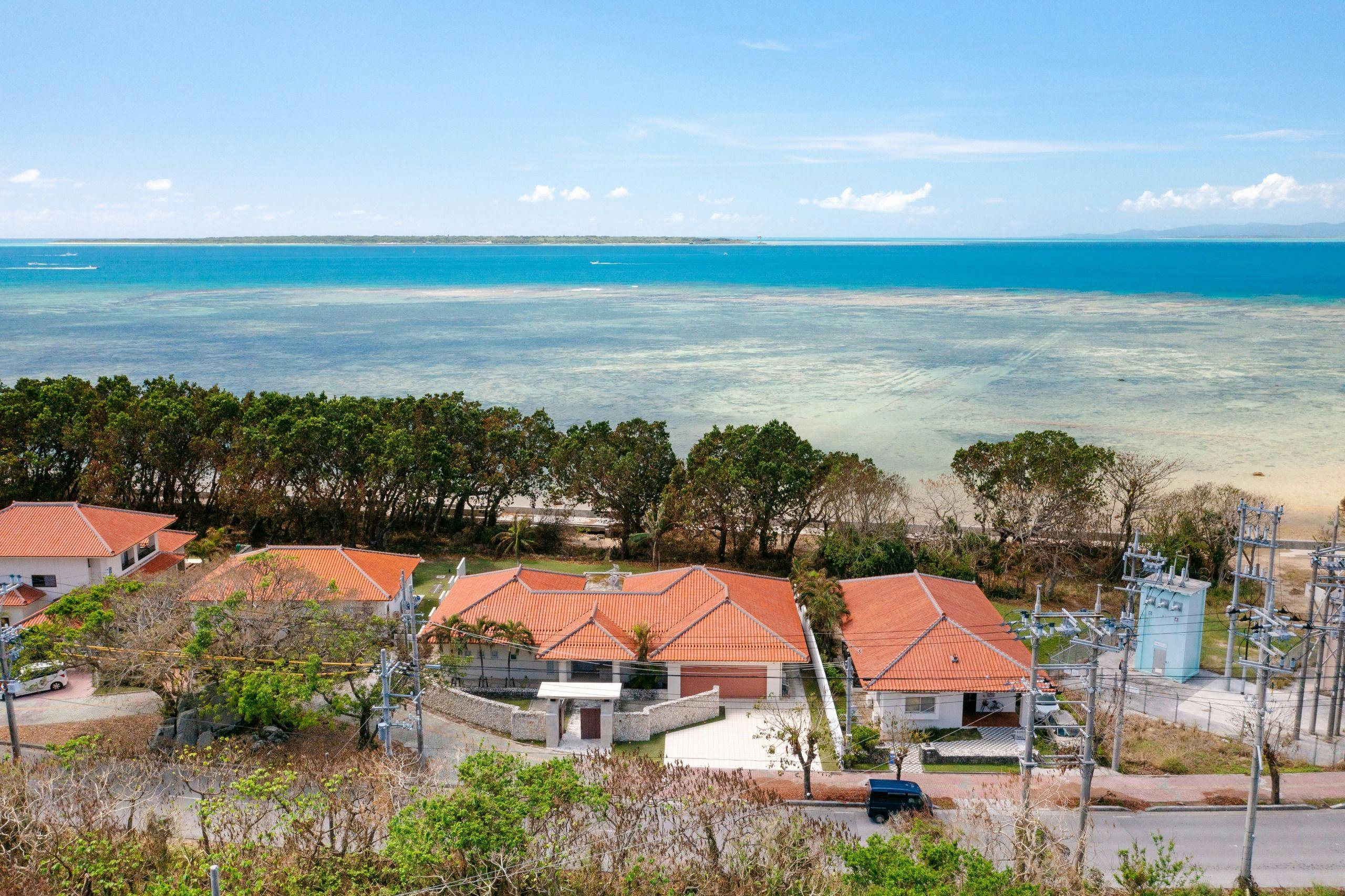 Ocean Front Villa Ishigakijima 3