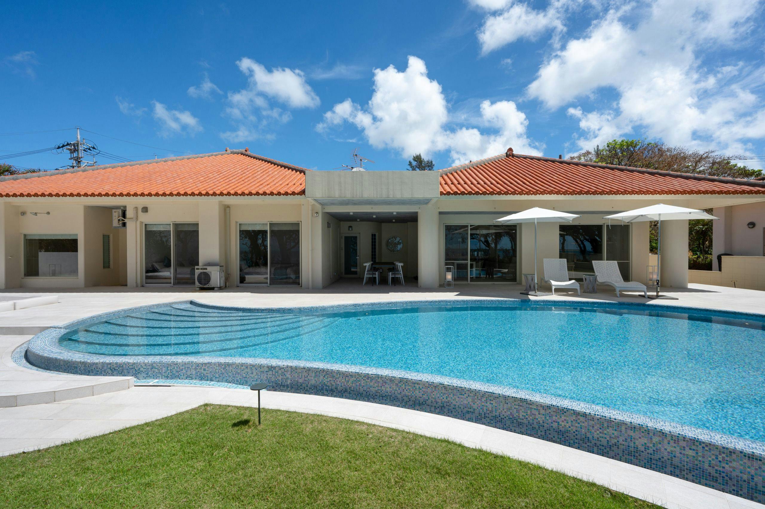 Ocean Front Villa Ishigakijima 3