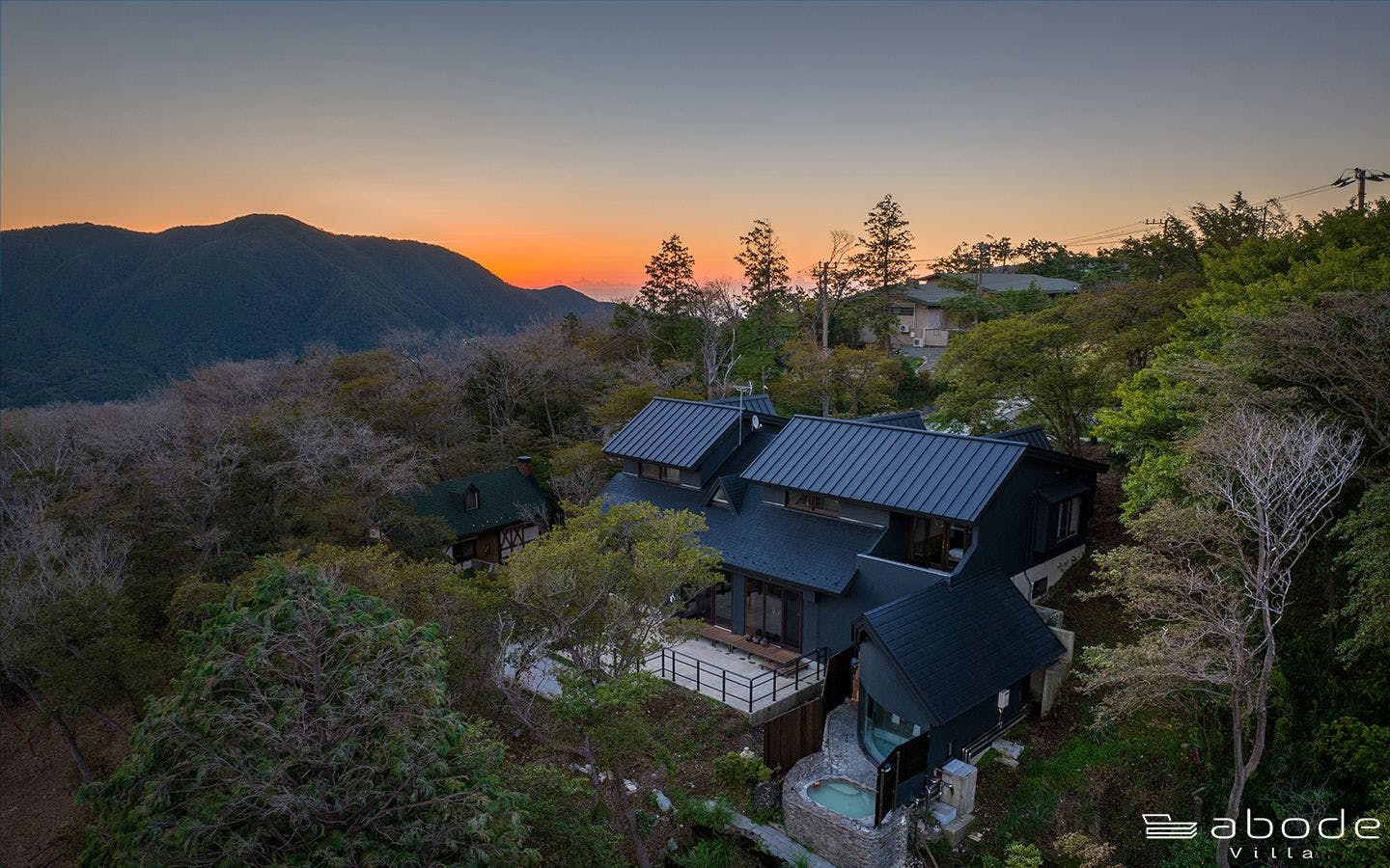 箱根八代別邸 abode villa GORA