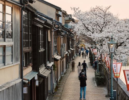 空知のある主計町の街並み