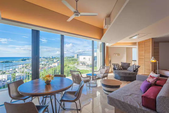 ห้องนั่งเล่น (4 ห้องนอน)