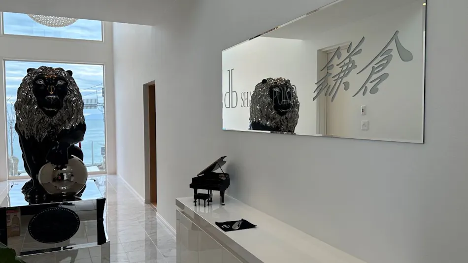 SHADOW POND Kamakura