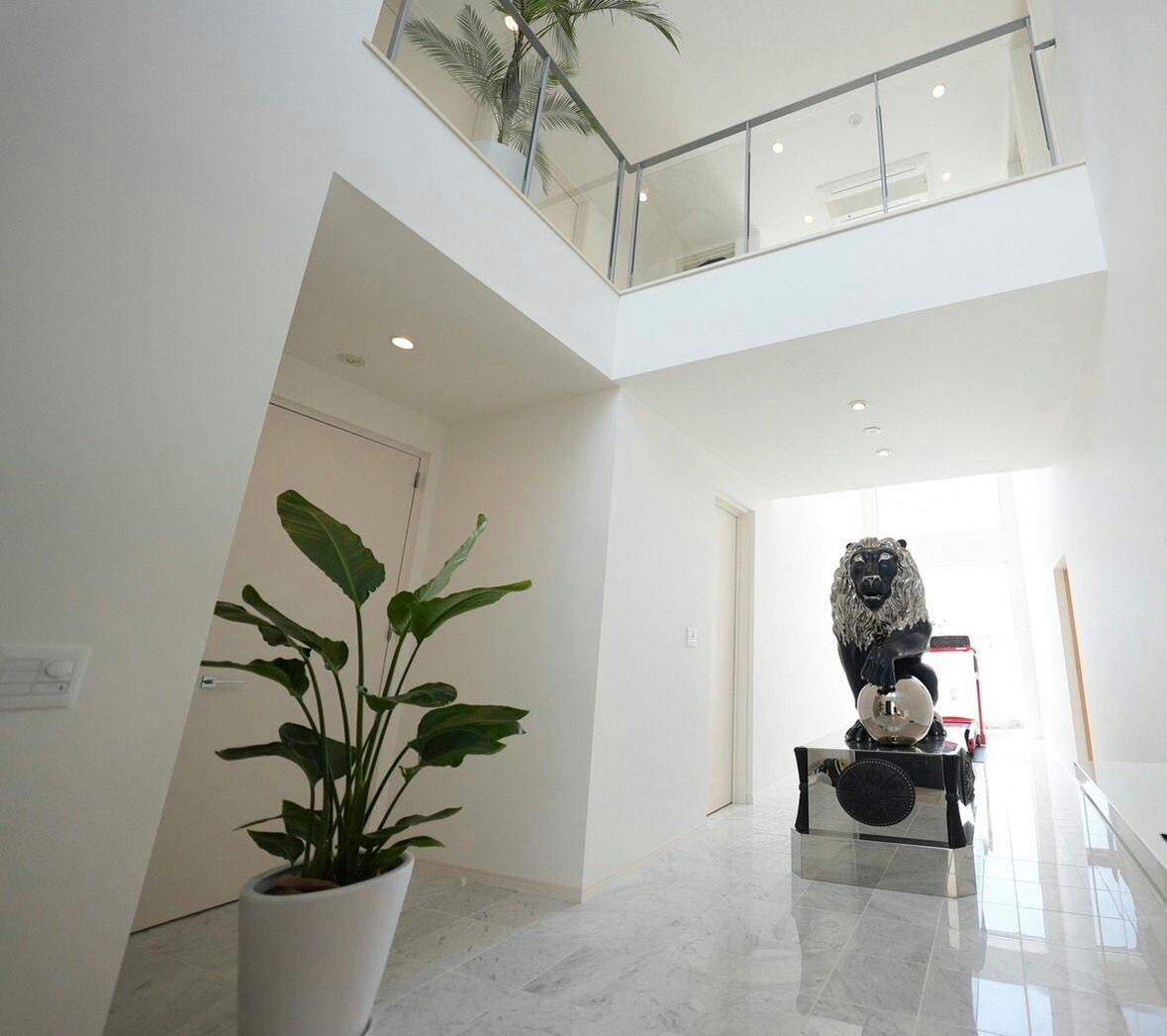 SHADOW POND Kamakura