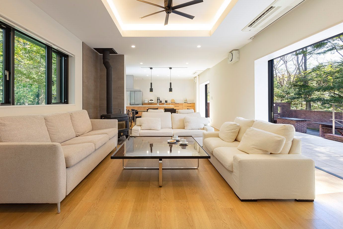 リビングダイニング