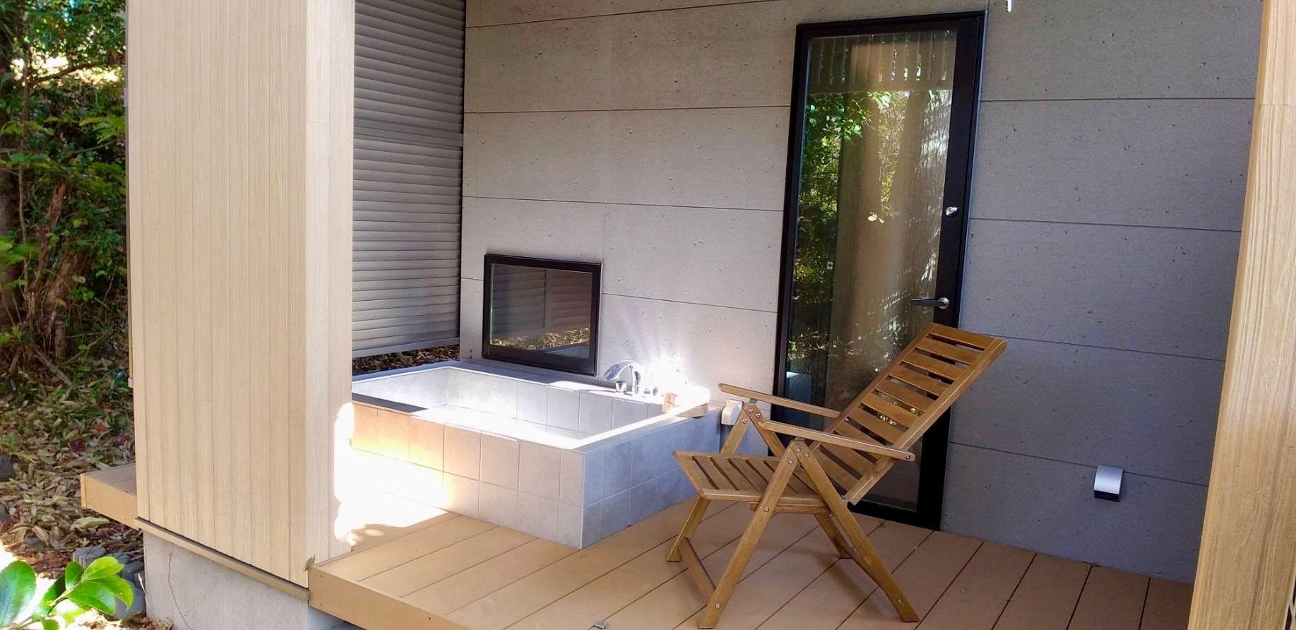 Nutic Izu - ออนเซ็นกลางแจ้ง