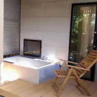 Nutic Izu - ออนเซ็นกลางแจ้ง