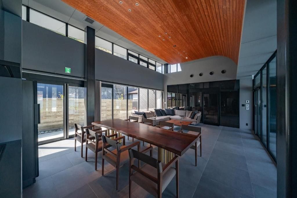 リビングダイニング