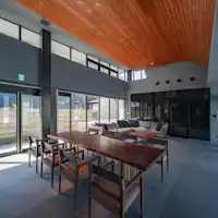 リビングダイニング