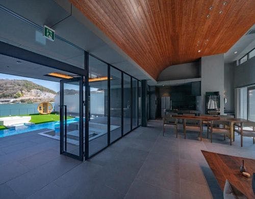 リビングダイニング