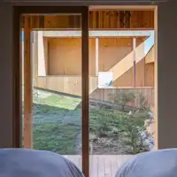 寝室からは中庭をご覧頂けます