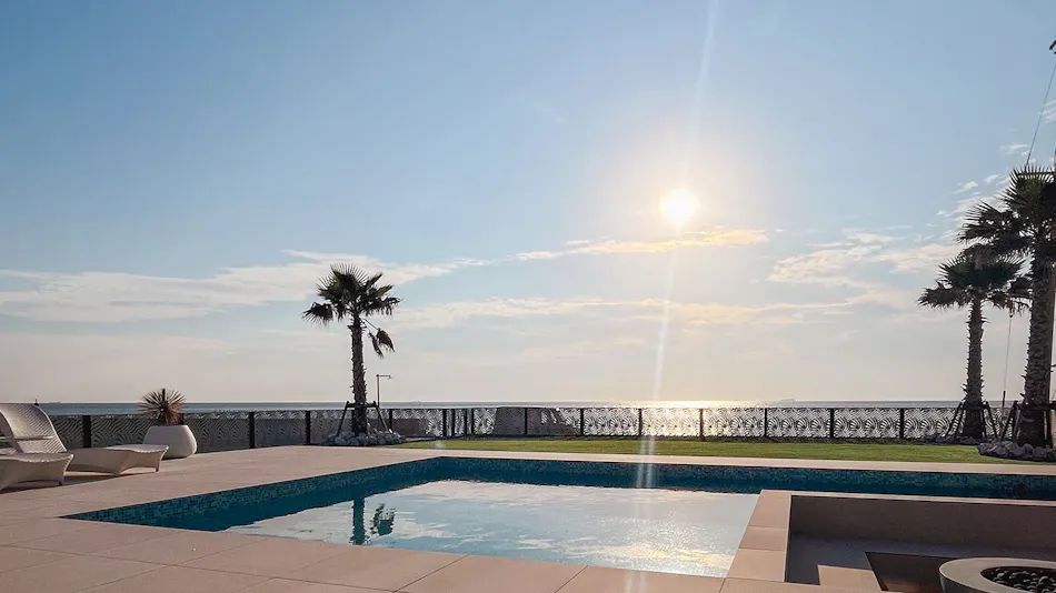 CORAL SUITE VILLA Chita