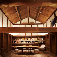 明治時代建築の宿併設の蔵で丹波焼陶芸体験