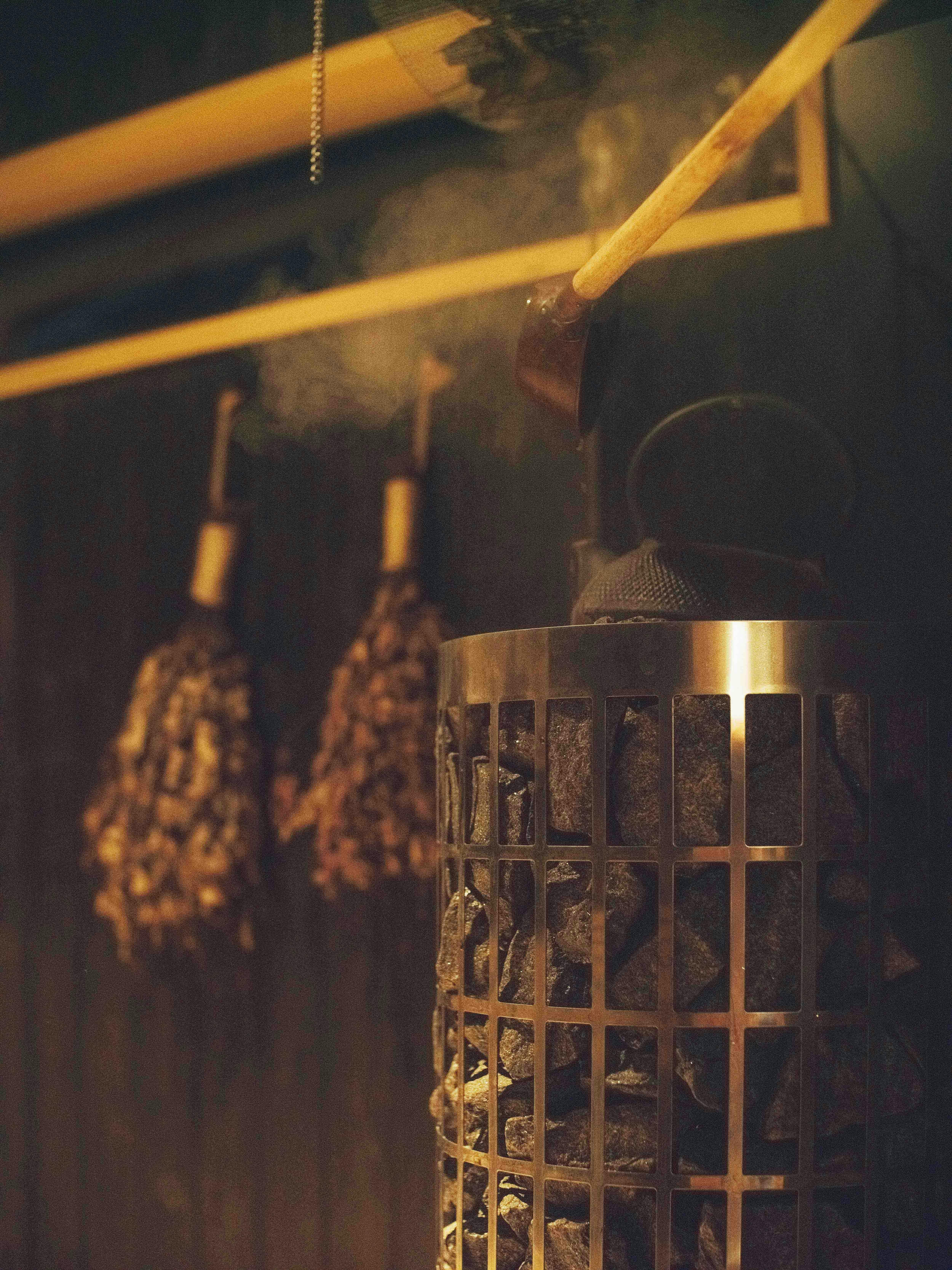 【รวมอาหารเย็นและเช้า】แผนบาร์บีคิวเนื้อโอมิ×ซาวน่าชา